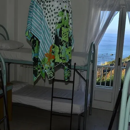 Hotel Paradise 2*