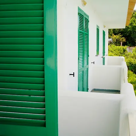 Paradise Hotel